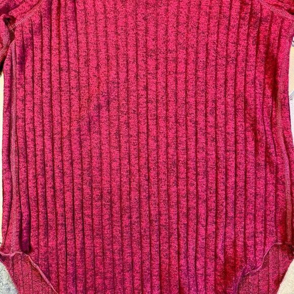 NWT Nally & Millie Burgundy V-Neck Sweater Small - Picture 5 of 9